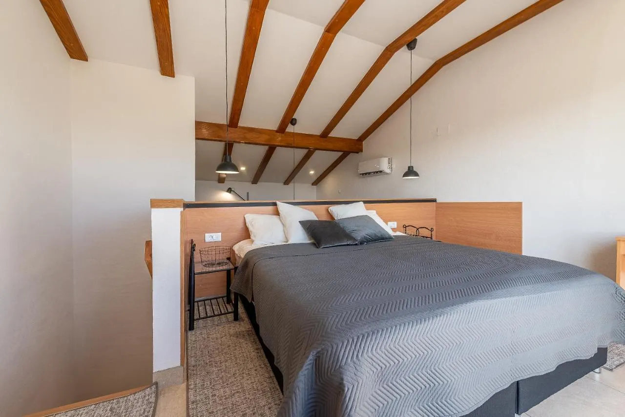 Villa Zora, Starigrad Paklenica, Seline